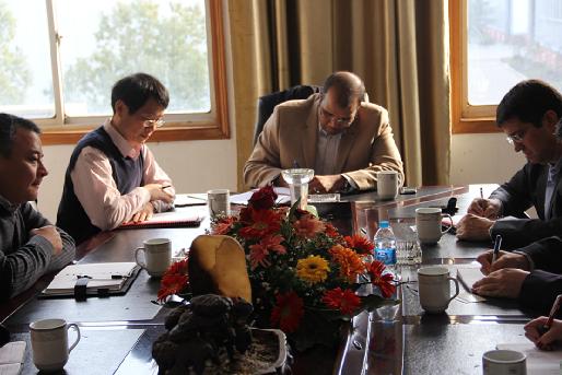 康明斯發(fā)電機組事業(yè)部副總裁蒞臨星光指導工作5